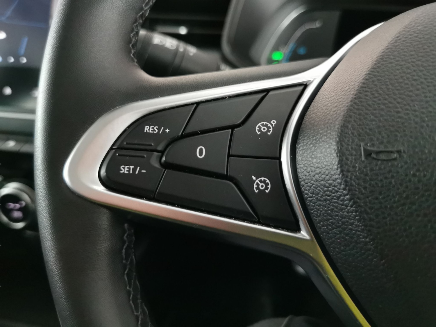 Used Renault Clio 2022 for sale - 77274308: Photo 16