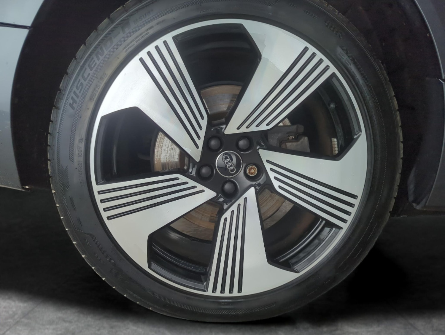 Used Audi e-tron 2020 for sale - 77743315: Photo 31