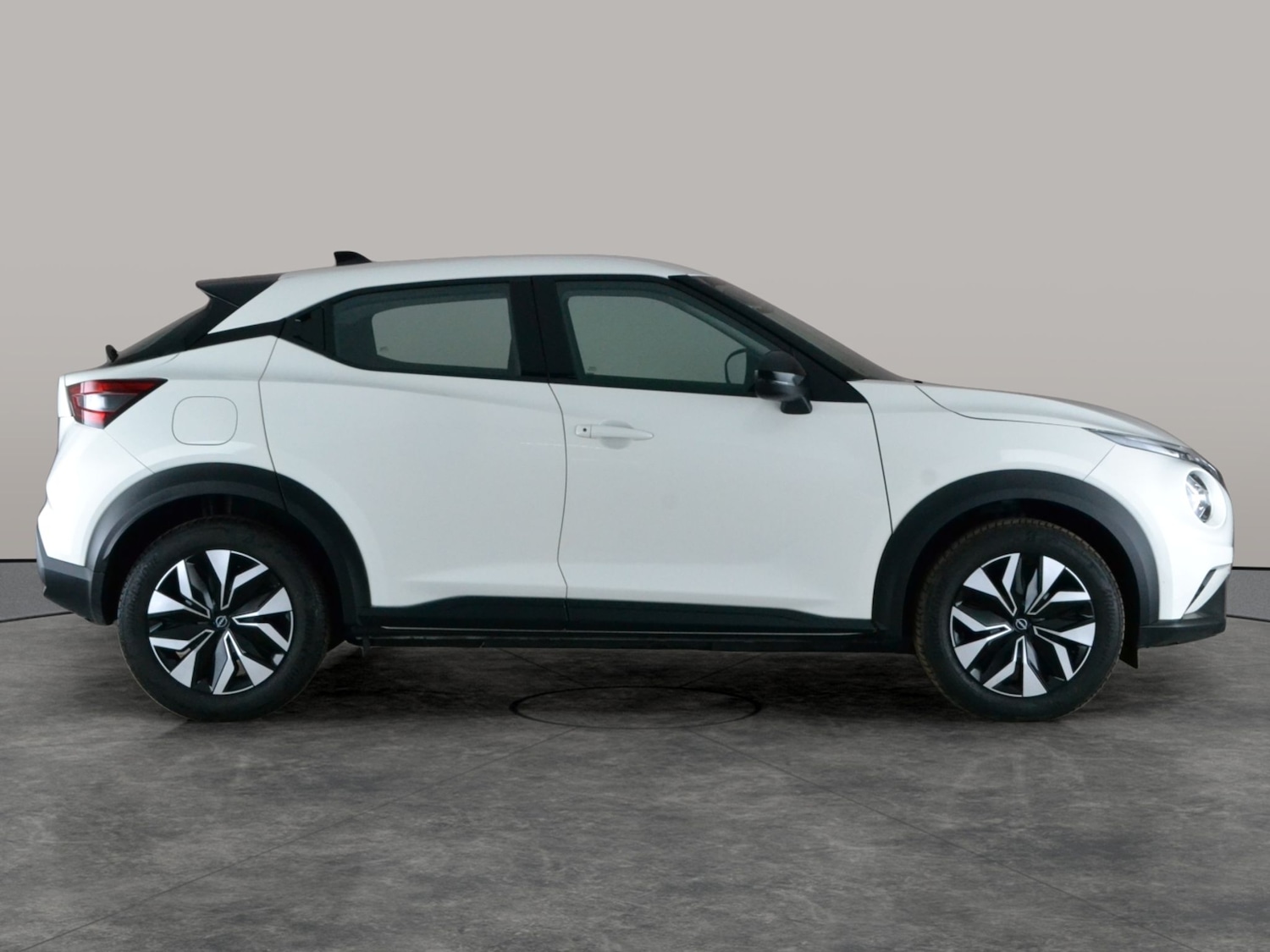Used Nissan Juke 2023 for sale - 77896659: Photo 8
