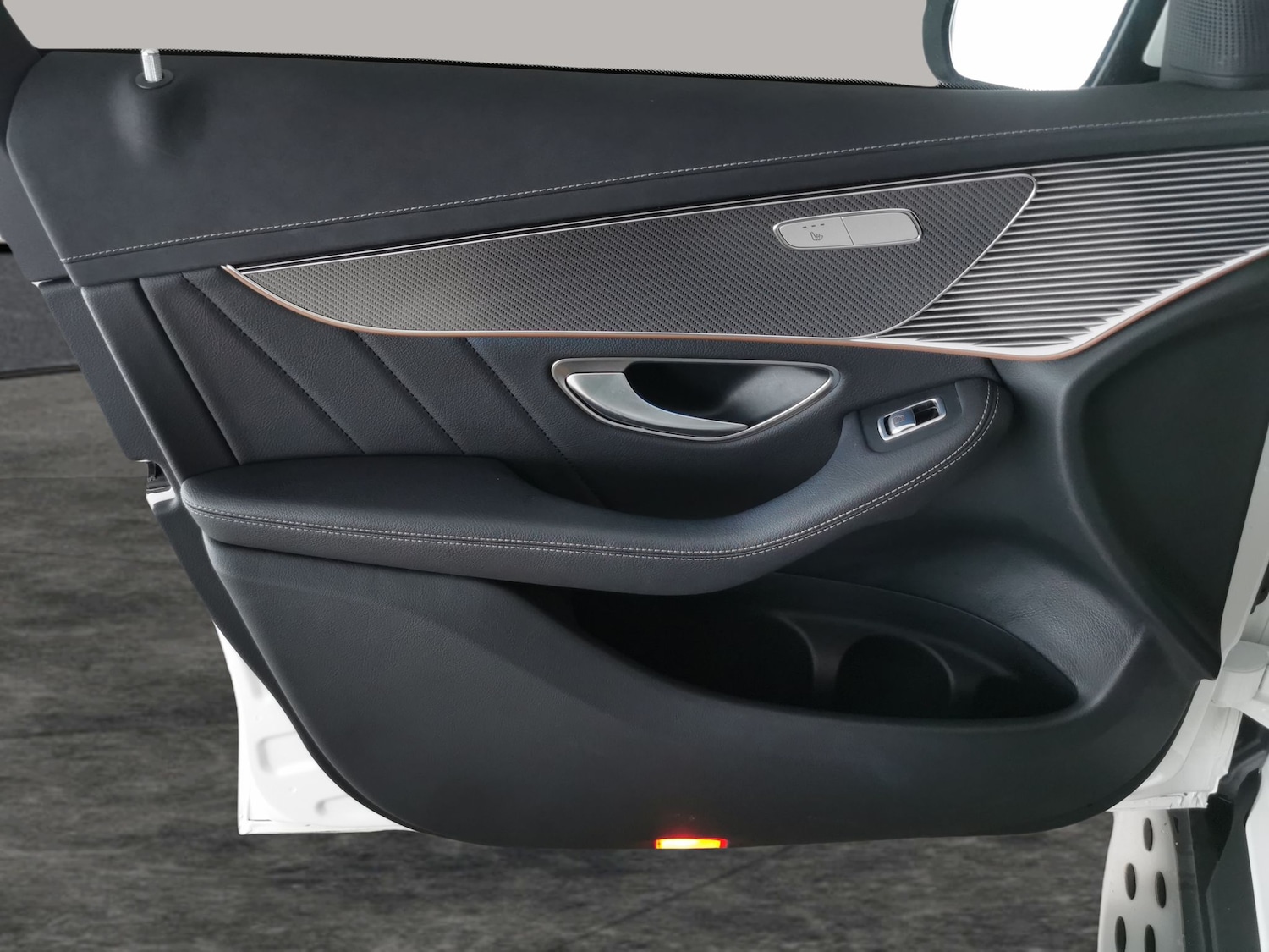 Used Mercedes-Benz EQC 2022 for sale - 78082103: Photo 32