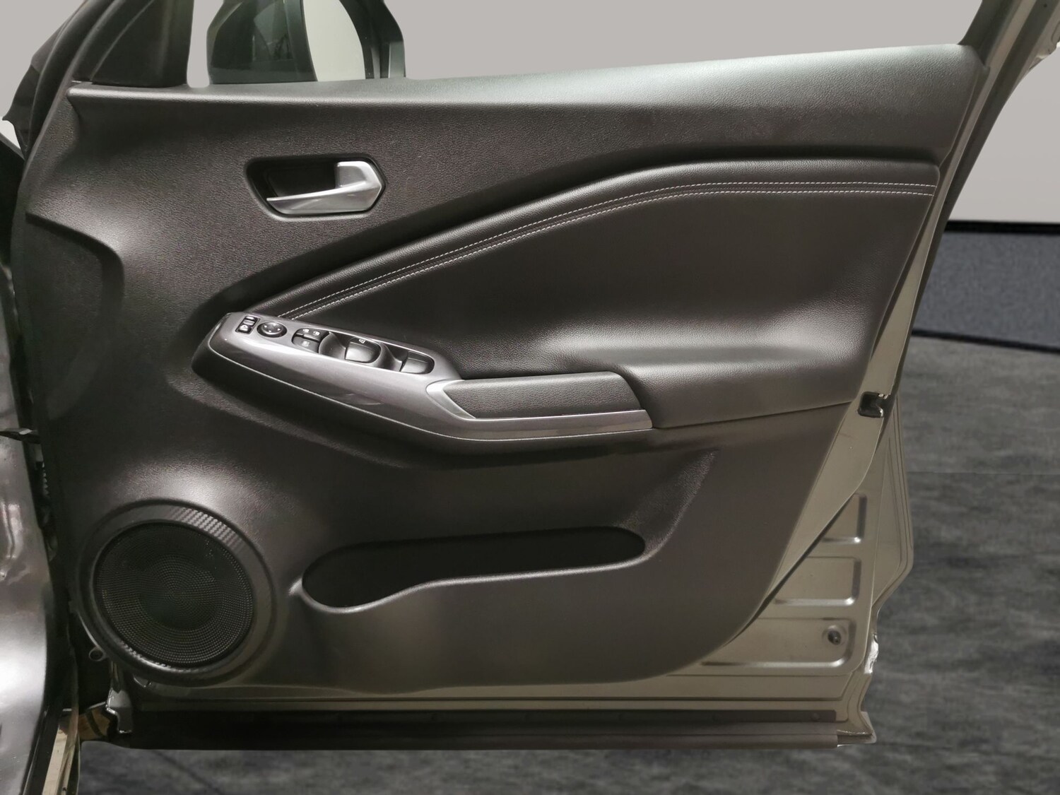 Used Nissan Juke 2023 for sale - 78218505: Photo 28