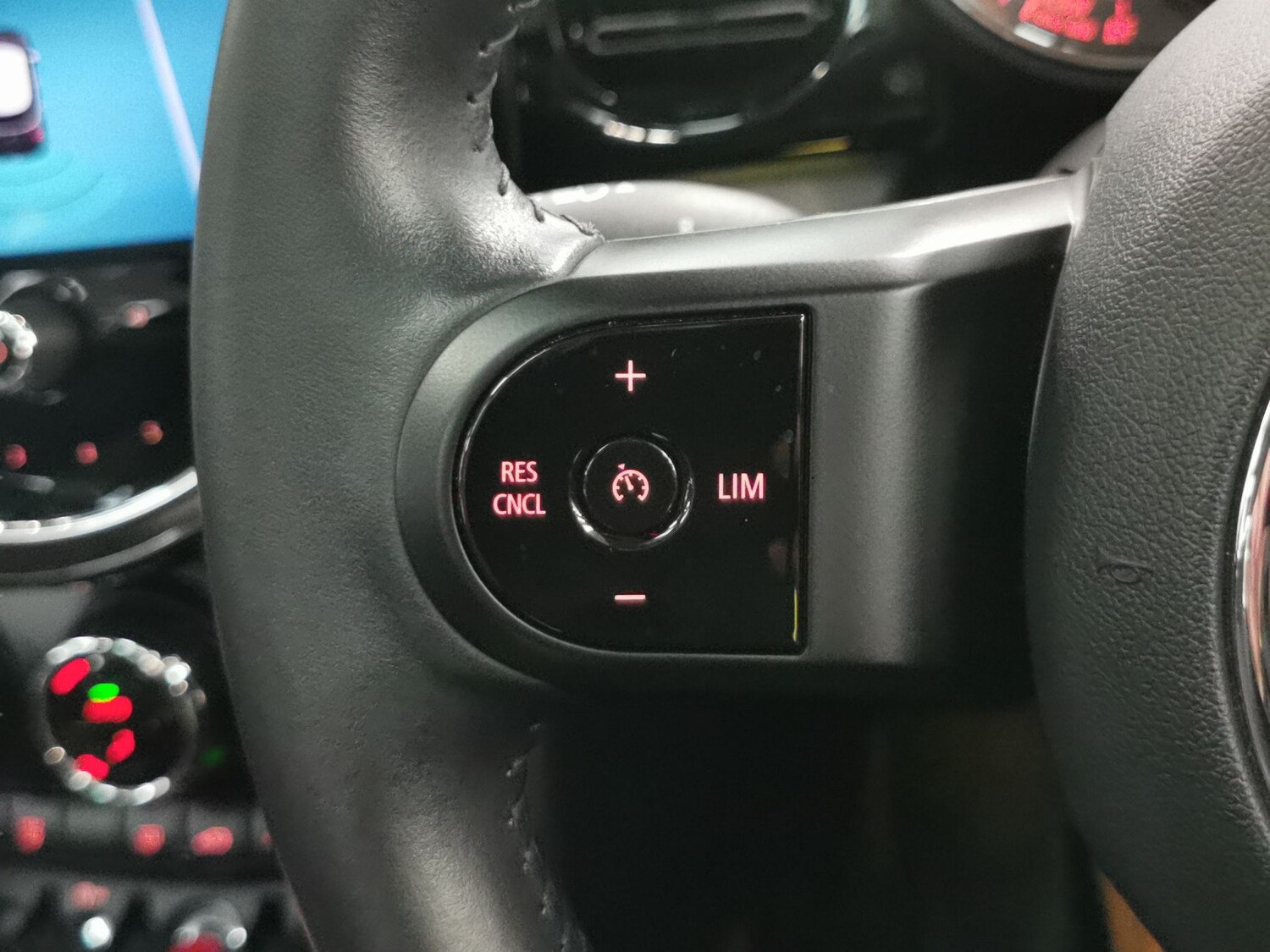 Used MINI Hatch 2022 for sale - 77413136: Photo 19