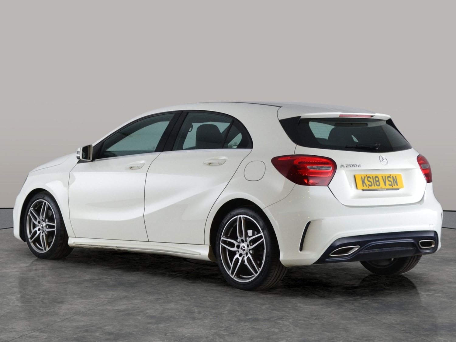 Used Mercedes-Benz A-Class 2018 for sale - 77688662: Photo 7