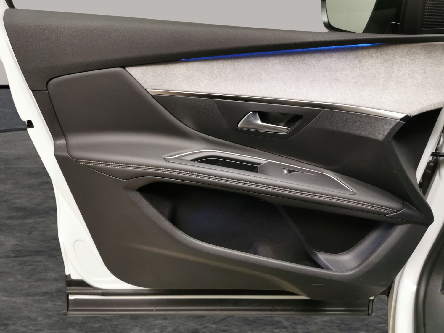 Used Peugeot 3008 2023 for sale - 78079246: Photo 30