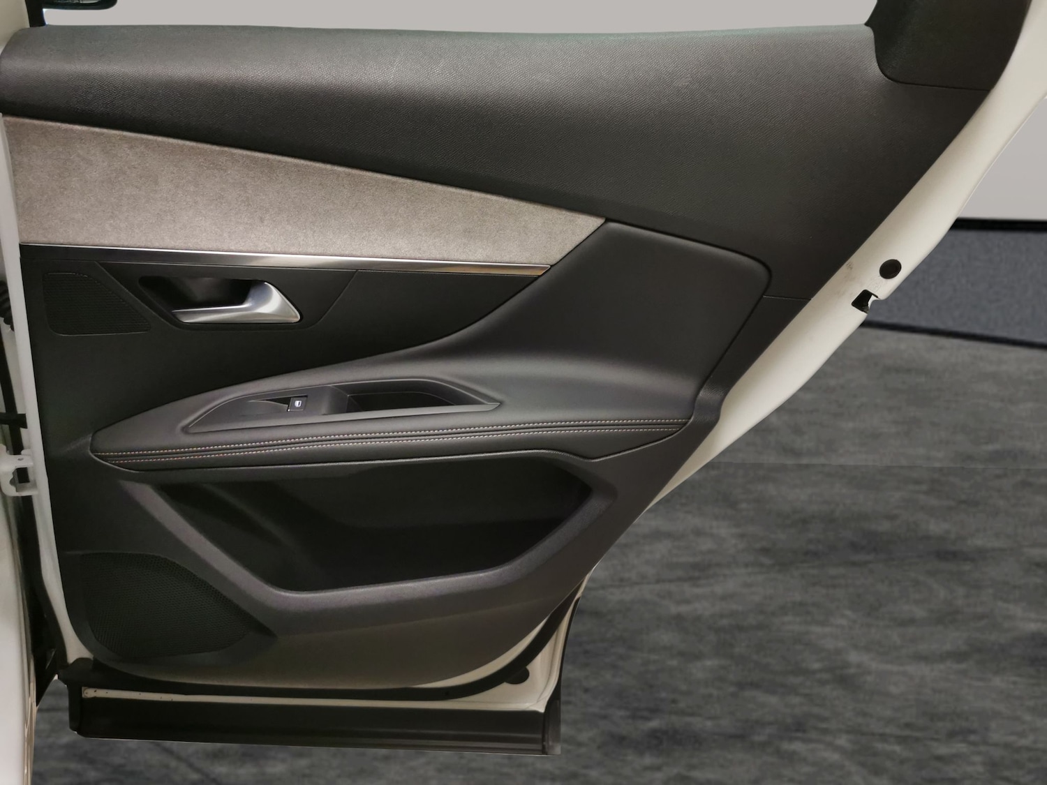 Used Peugeot 3008 2023 for sale - 78079246: Photo 32