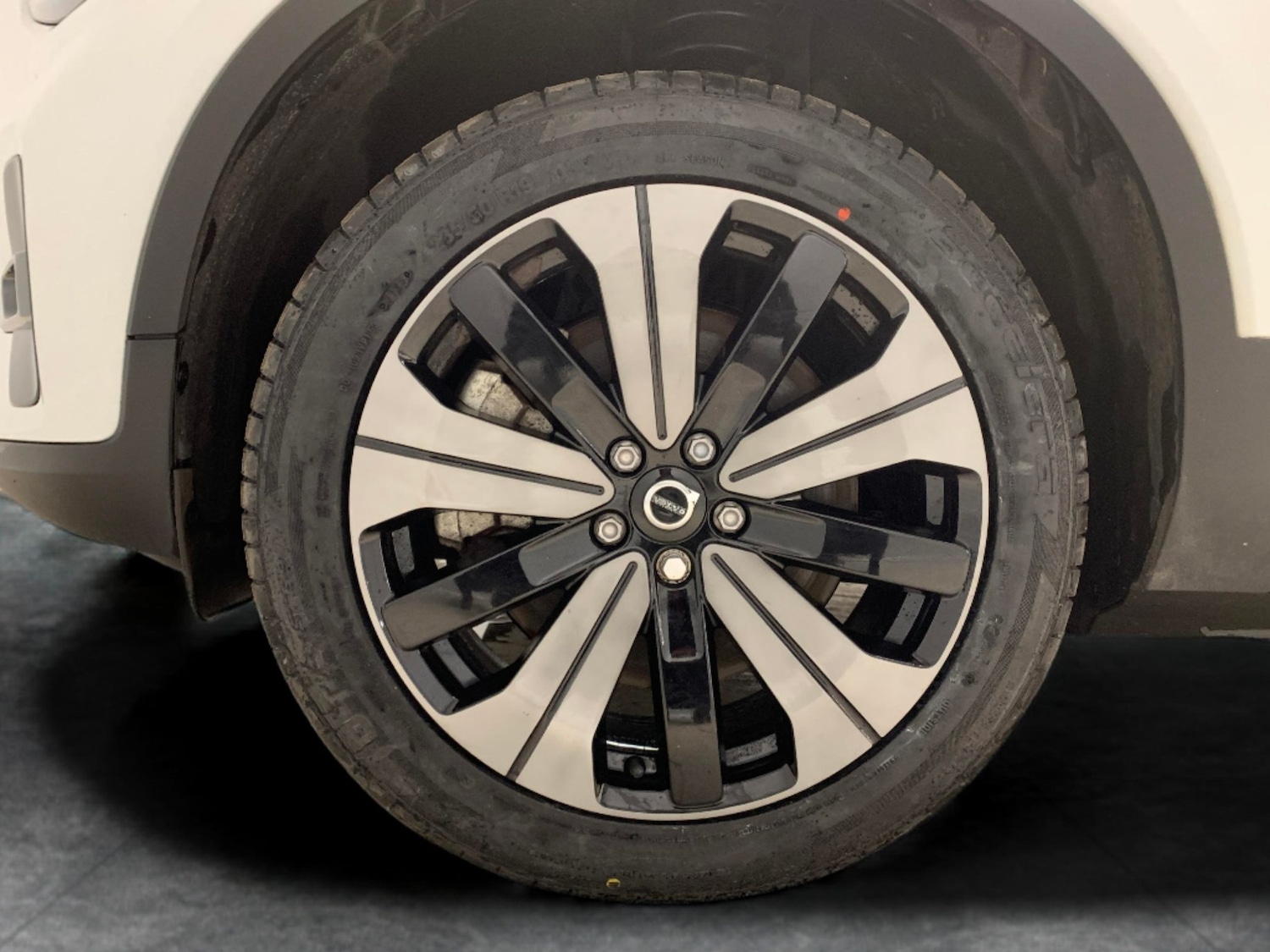 Used Volvo XC40 2023 for sale - 77094391: Photo 19