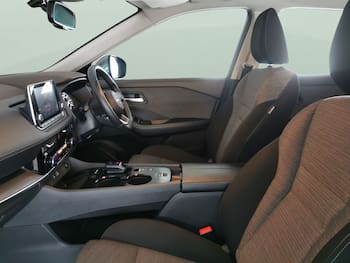 Used Nissan X-Trail 2024 for sale - 79687600: Photo