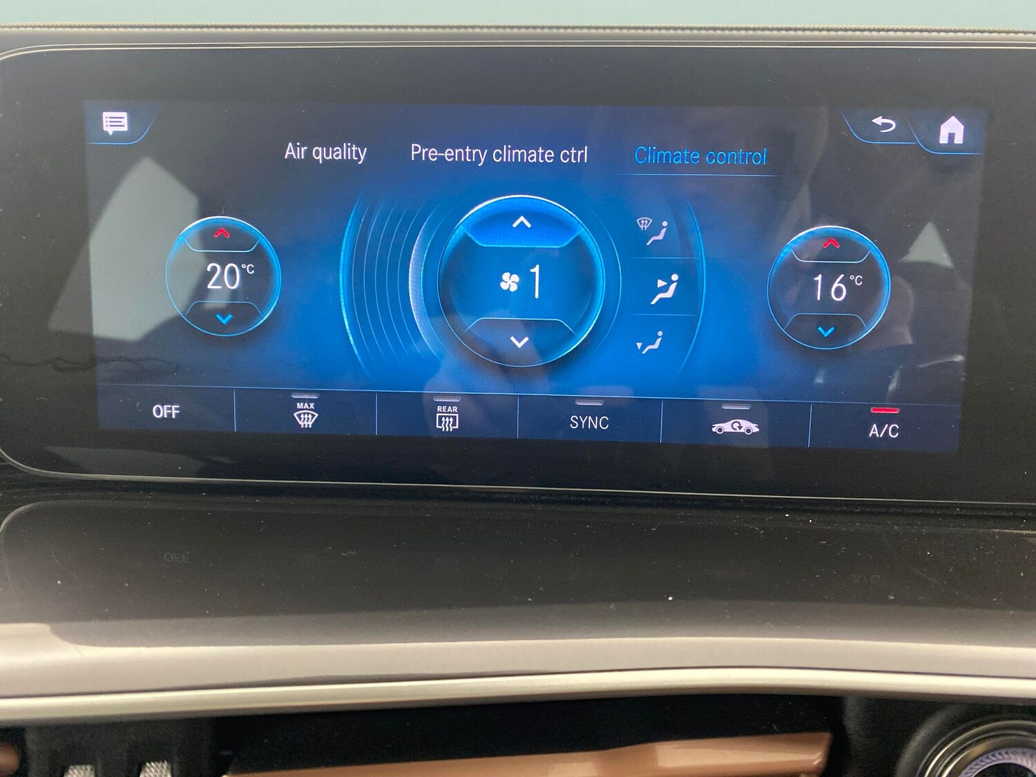 Used Mercedes-Benz EQC 2022 for sale - 77928280: Photo 18