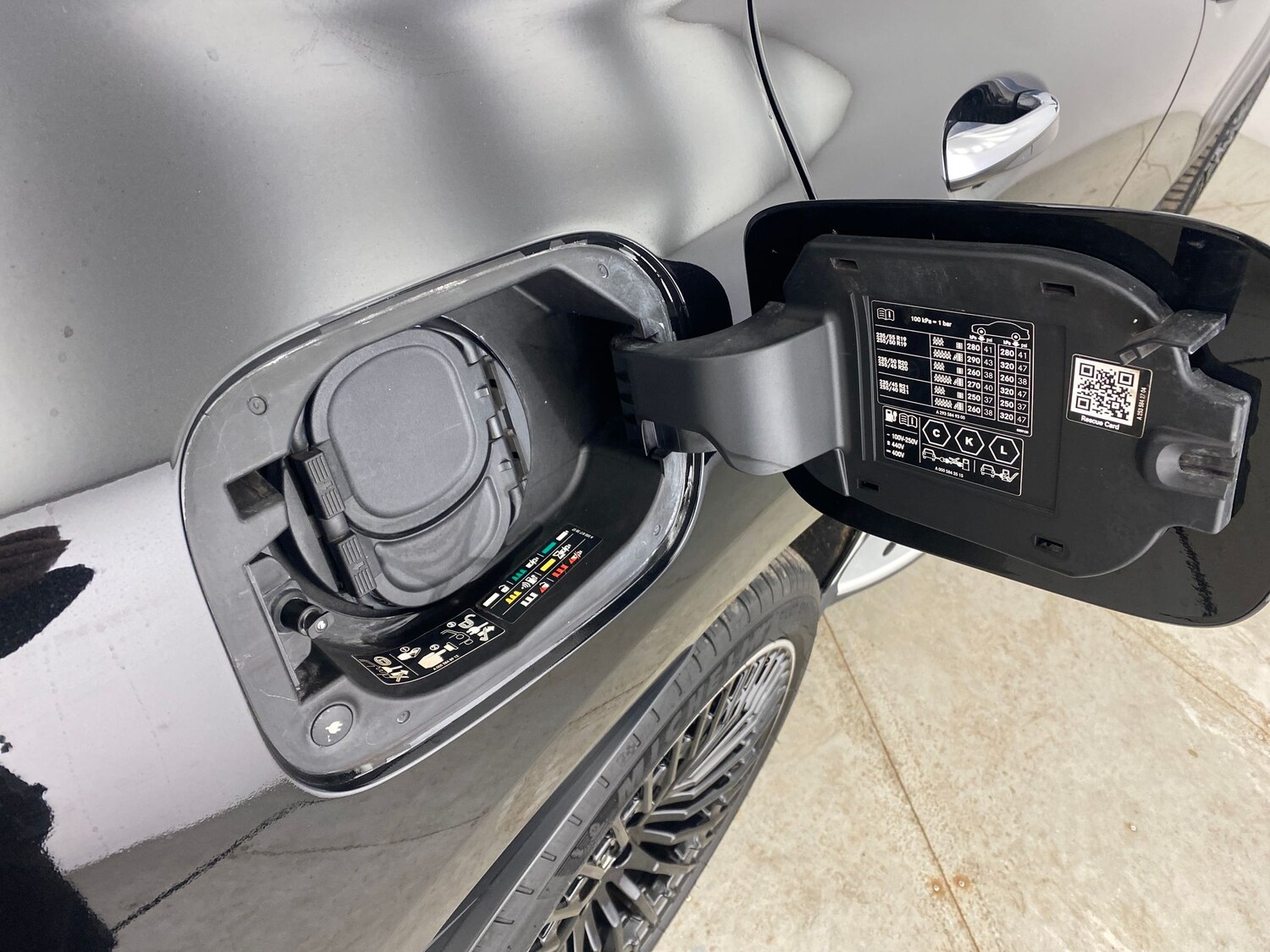 Used Mercedes-Benz EQC 2022 for sale - 77928280: Photo 26