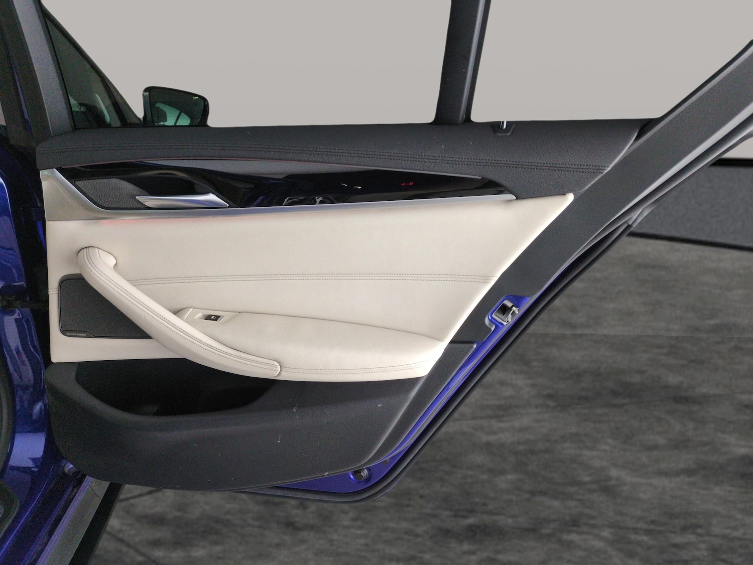 Used BMW 5 Series 2020 for sale - 76736198: Photo 35