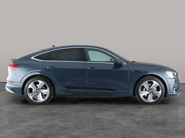 Used Audi e-tron 2022 for sale - 76249682: Photo 13