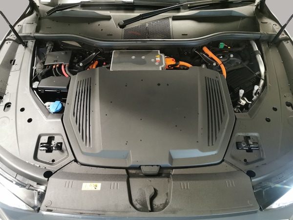 Used Audi e-tron 2022 for sale - 76249682: Photo 42