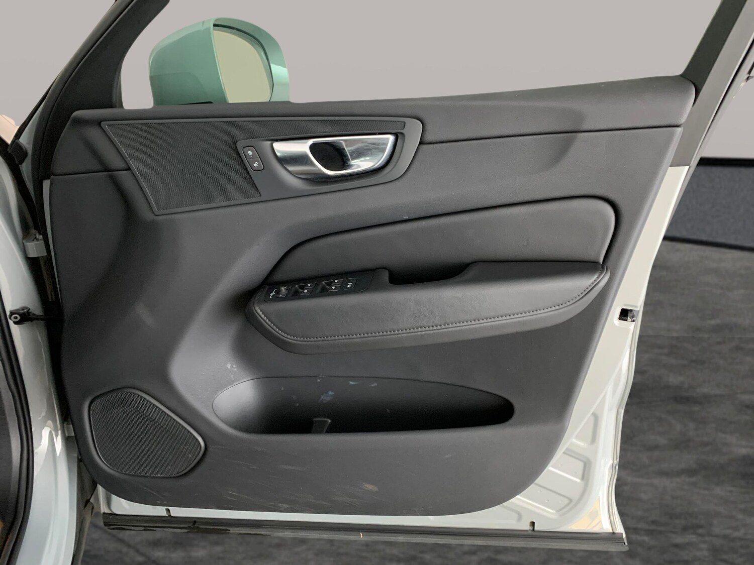 Used Volvo XC60 2024 for sale - 77894234: Photo 34