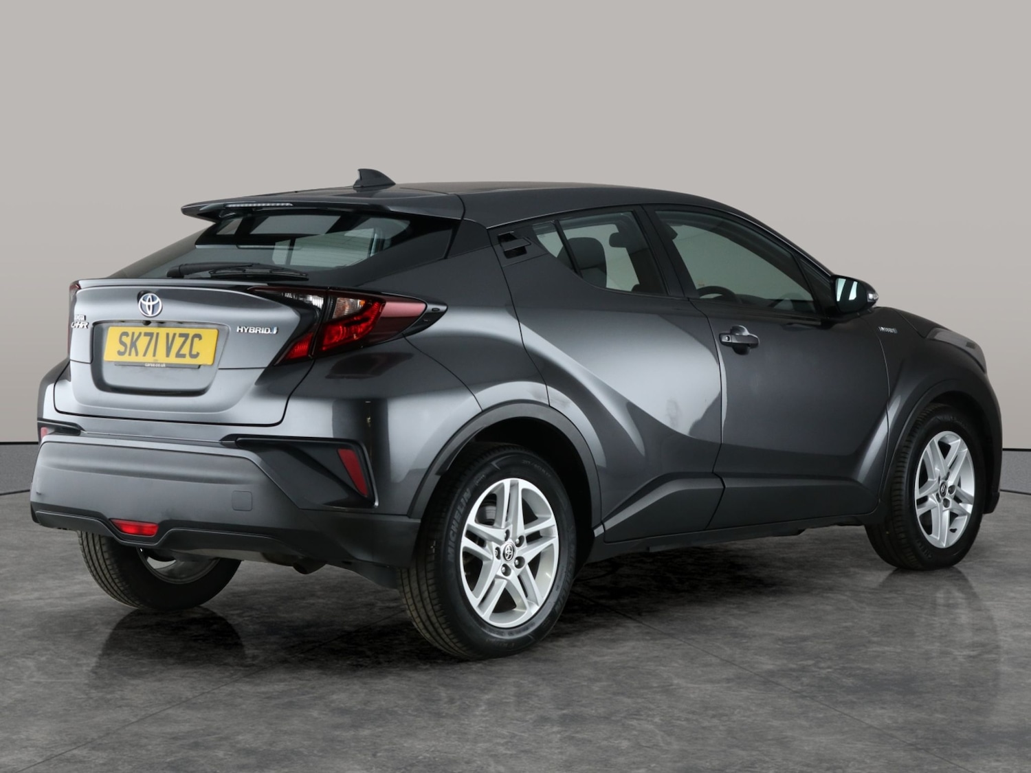 Used Toyota C-HR 2021 for sale - 76342398: Photo 13