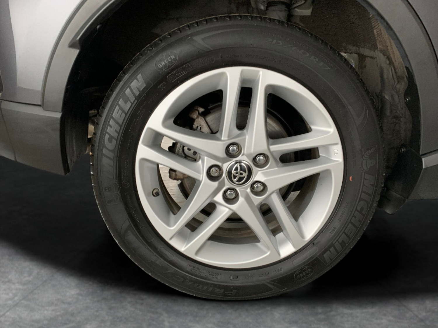 Used Toyota C-HR 2021 for sale - 76342398: Photo 30