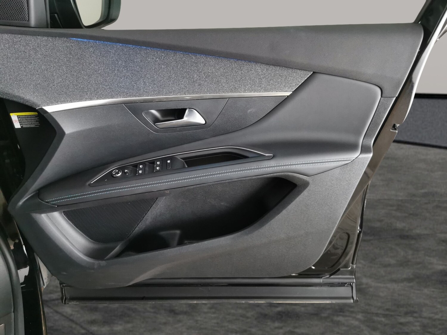 Used Peugeot 3008 2023 for sale - 78075141: Photo 32