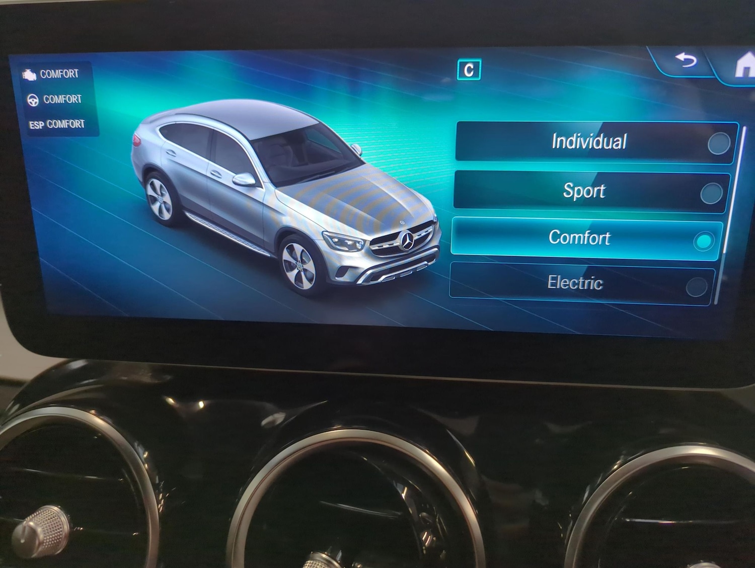 Used Mercedes-Benz GLC 2022 for sale - 77234272: Photo 17