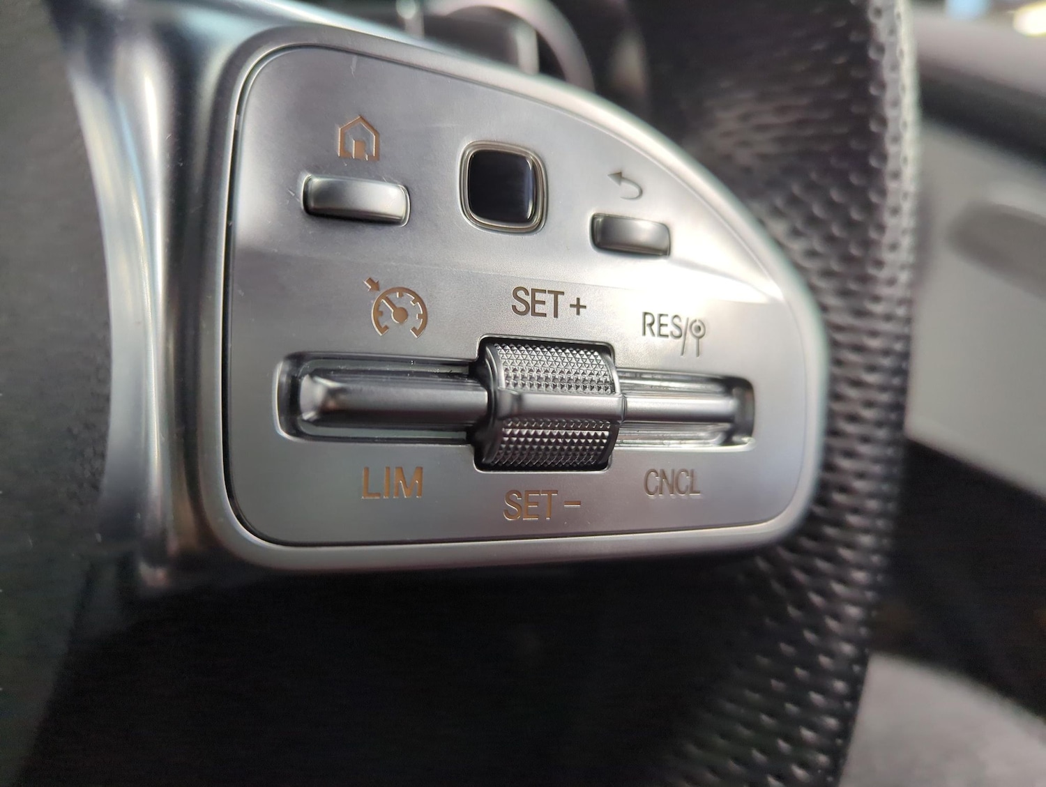 Used Mercedes-Benz GLC 2022 for sale - 77234272: Photo 22