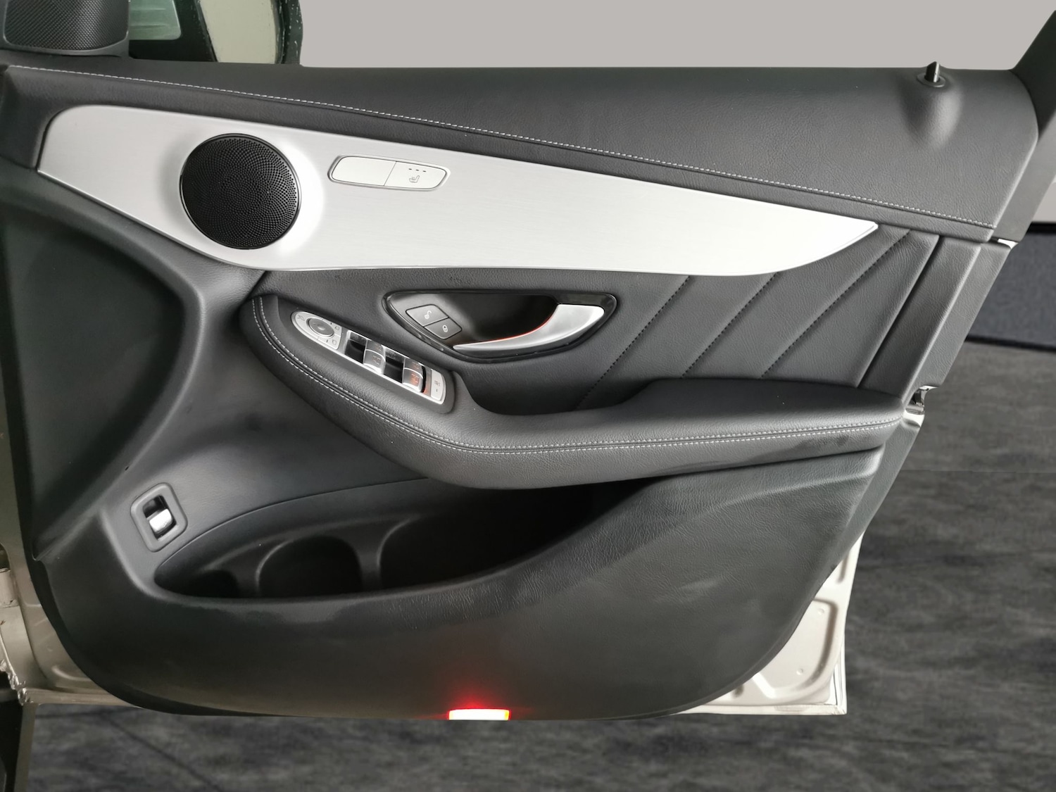 Used Mercedes-Benz GLC 2022 for sale - 77234272: Photo 32