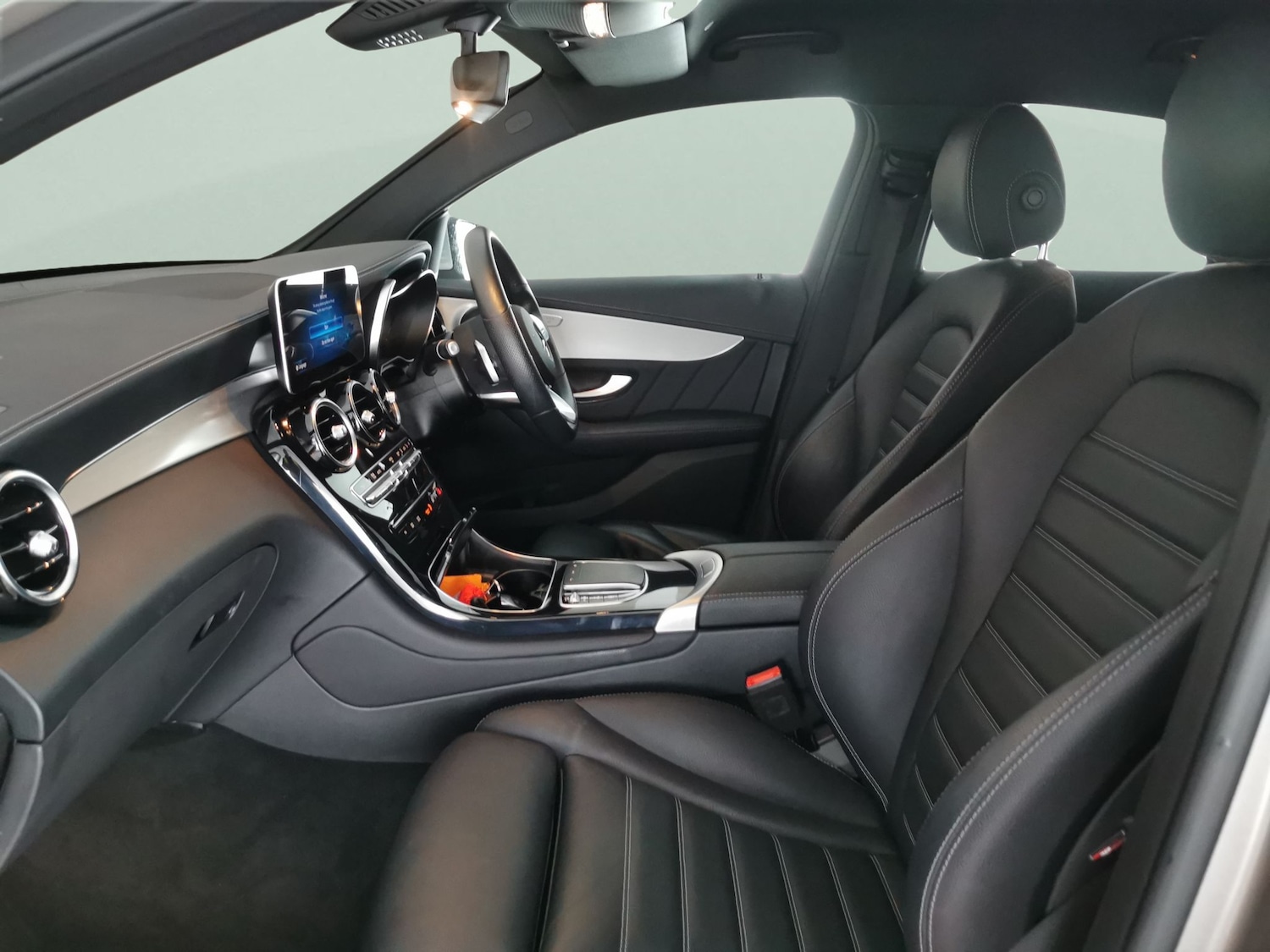 Used Mercedes-Benz GLC 2022 for sale - 77234272: Photo 4