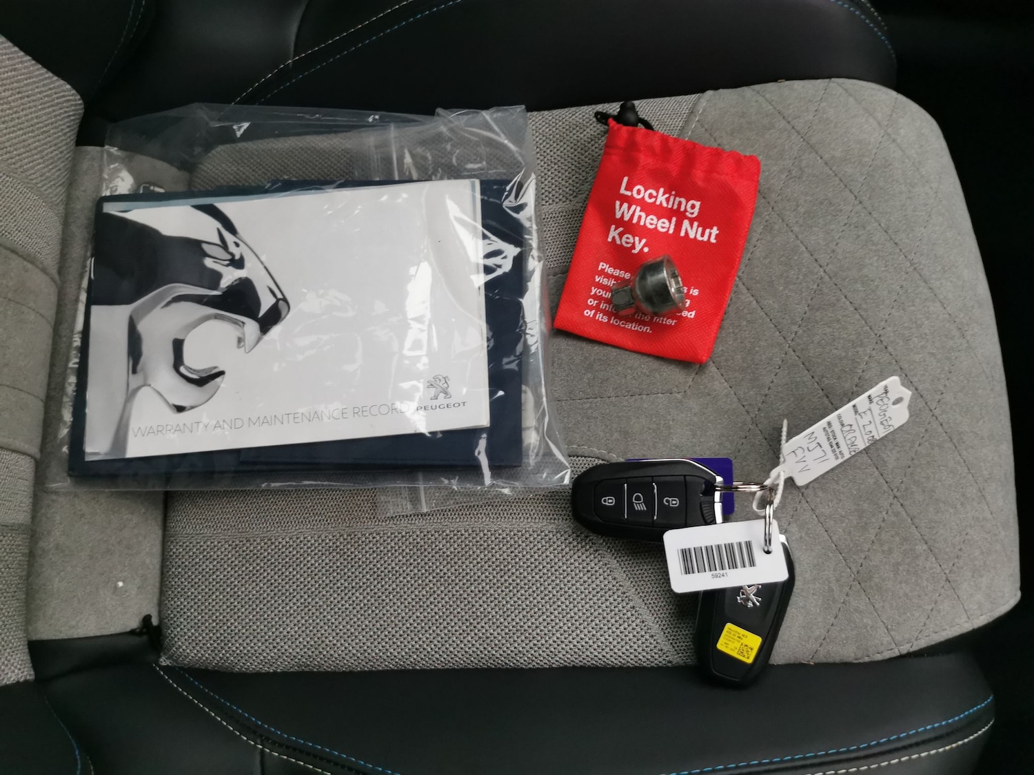 Used Peugeot 2008 2021 for sale - 77149118: Photo 35