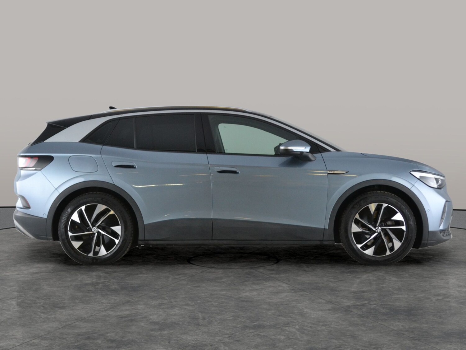 Used Volkswagen ID.4 2023 for sale - 77894236: Photo 11