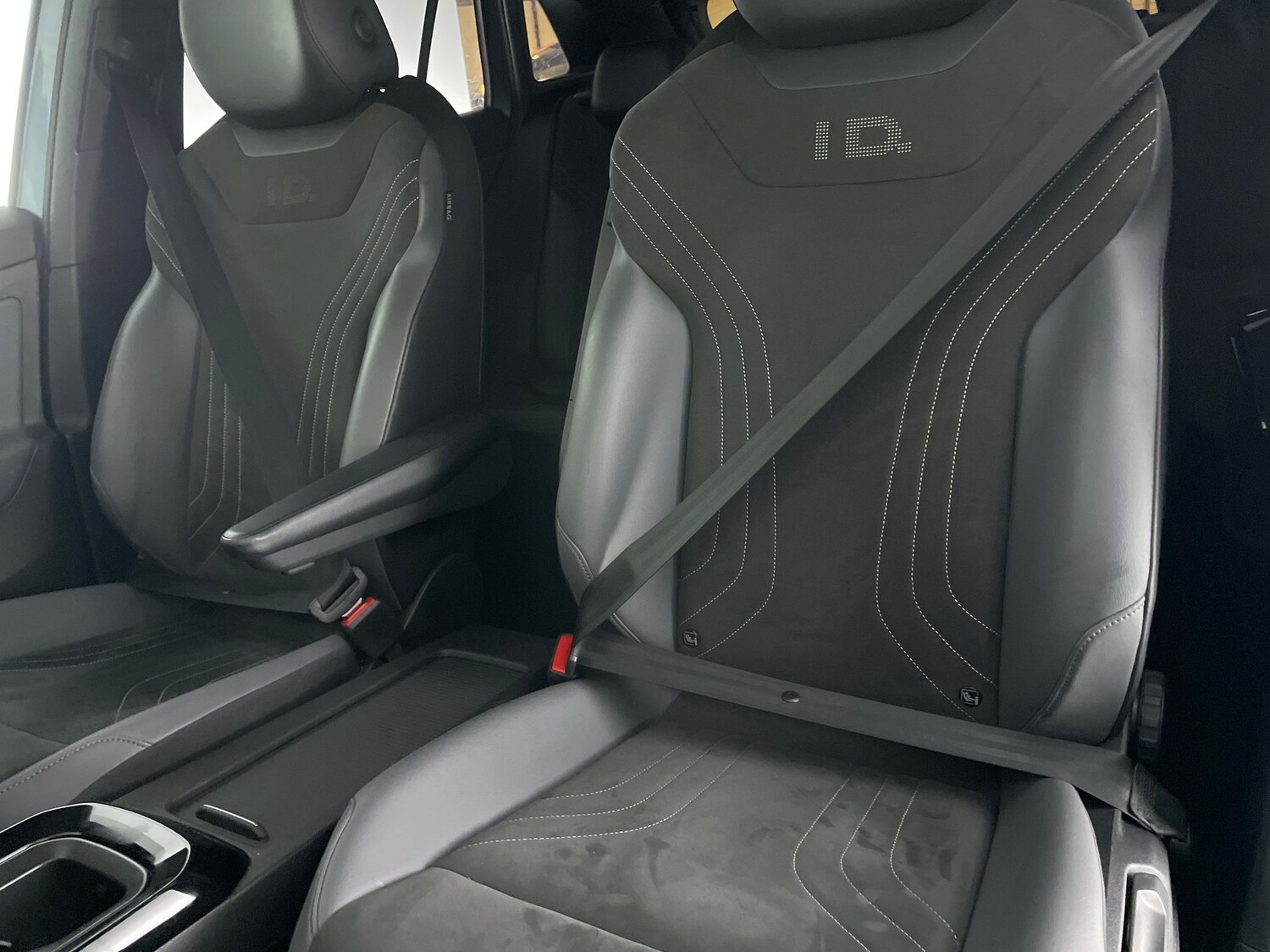 Used Volkswagen ID.4 2023 for sale - 77894236: Photo 14