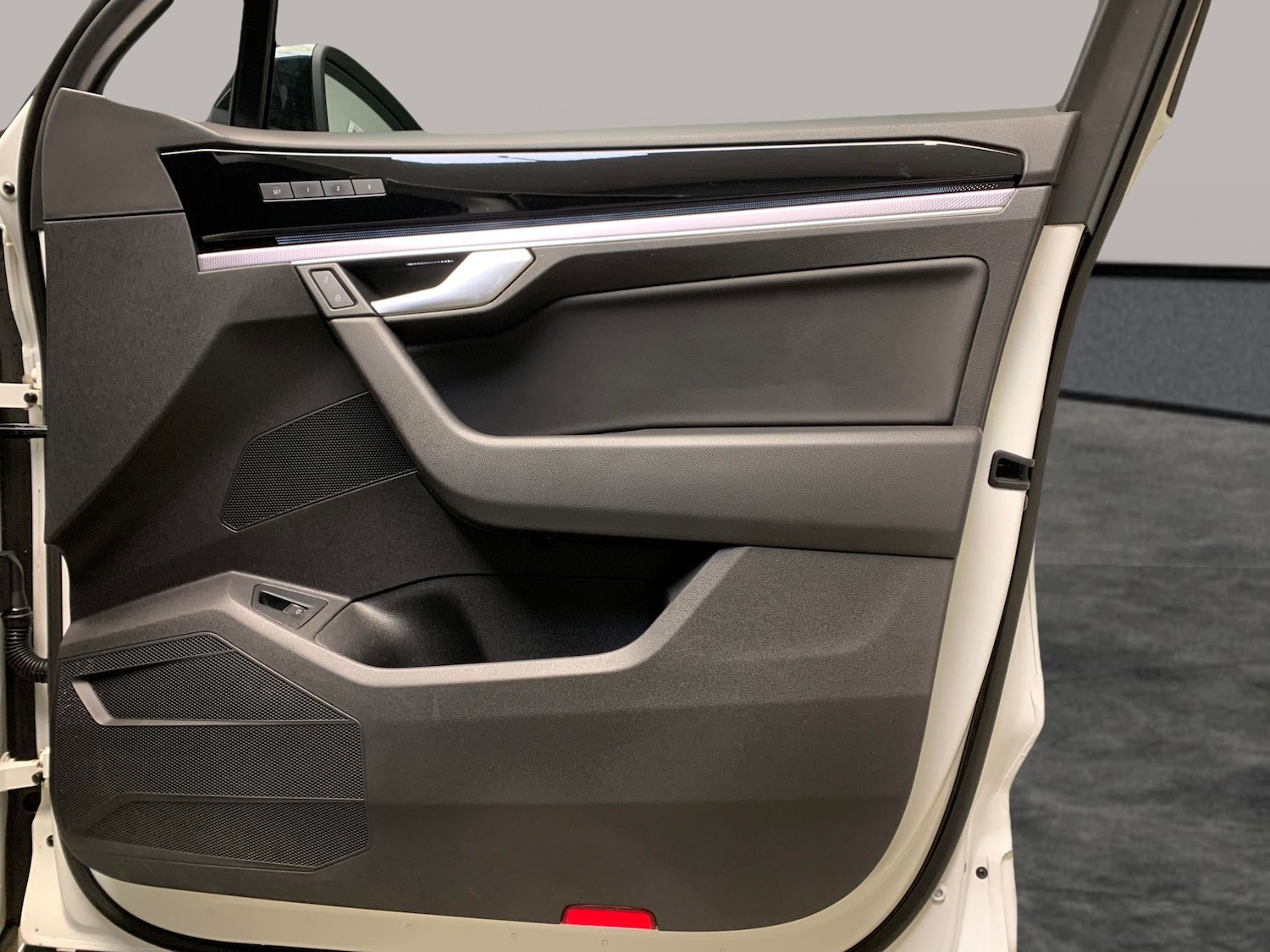 Used Volkswagen Touareg 2021 for sale - 78051784: Photo 28