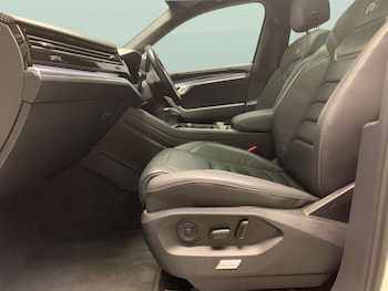 Used Volkswagen Touareg 2021 for sale - 78051784: Photo