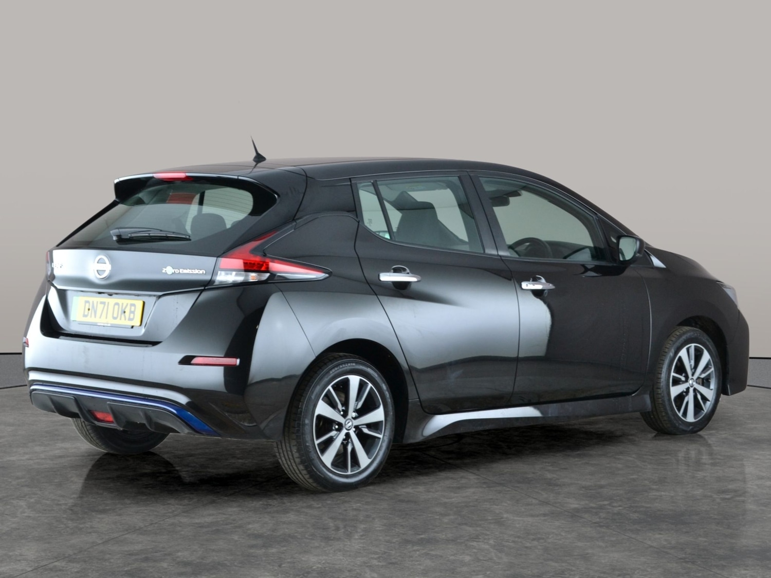 Used Nissan Leaf 2021 for sale - 77259411: Photo 10
