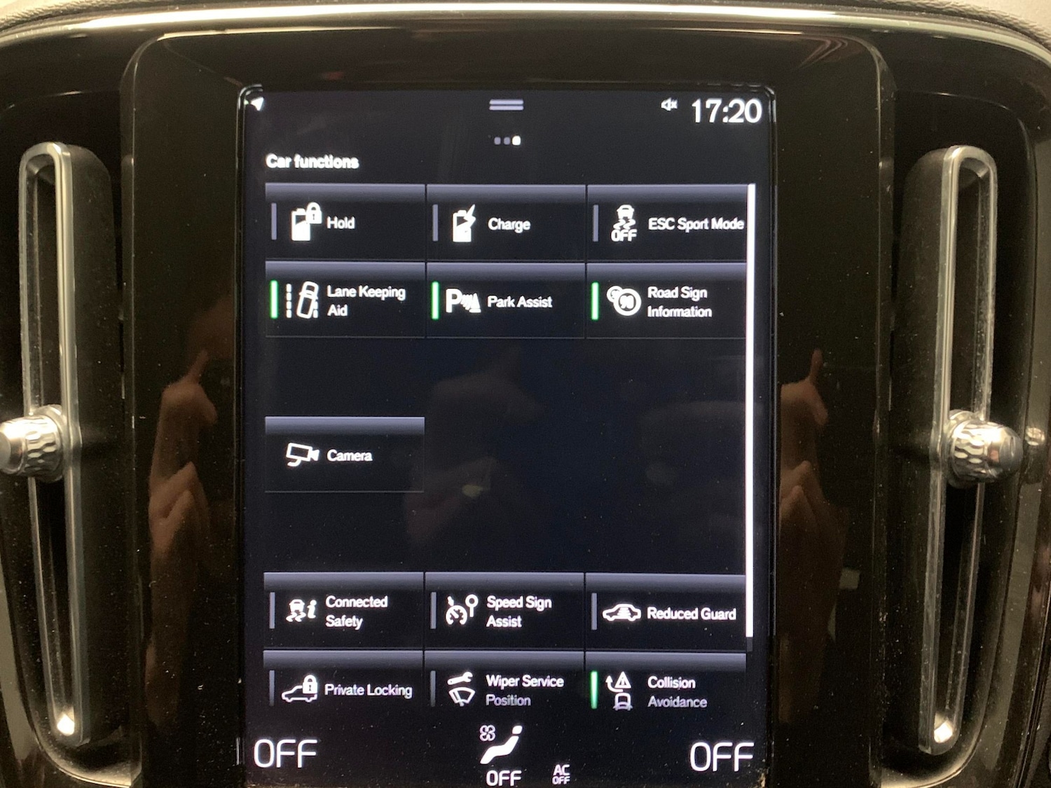 Used Volvo XC40 2022 for sale - 77629841: Photo 16