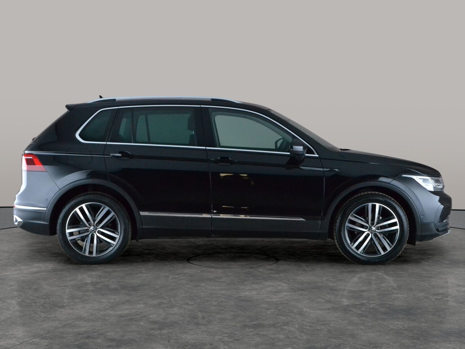 Used Volkswagen Tiguan 2020 for sale - 78051837: Photo 11