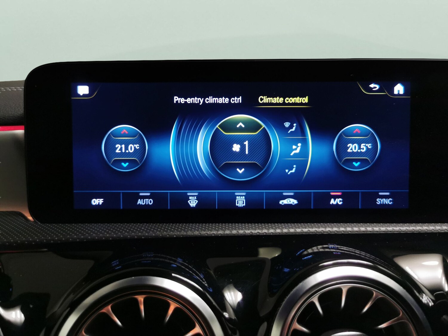 Used Mercedes-Benz CLA 2023 for sale - 77502359: Photo 18