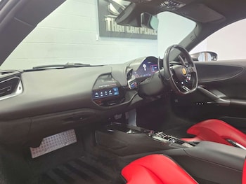 Used Ferrari SF90 Stradale 2021 for sale - 76934878: Photo