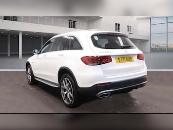 Used Mercedes-Benz GLC 2021 for sale - 77539352: Photo