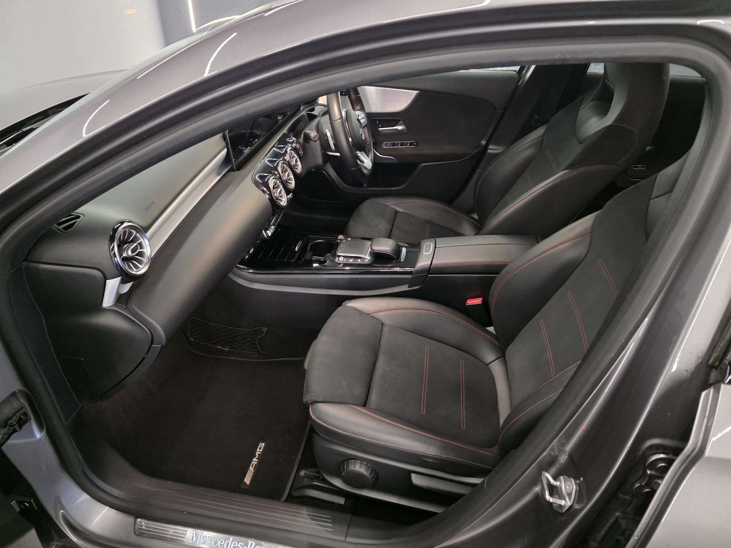 Used Mercedes-Benz A-Class 2019 for sale - 77669326: Photo 13