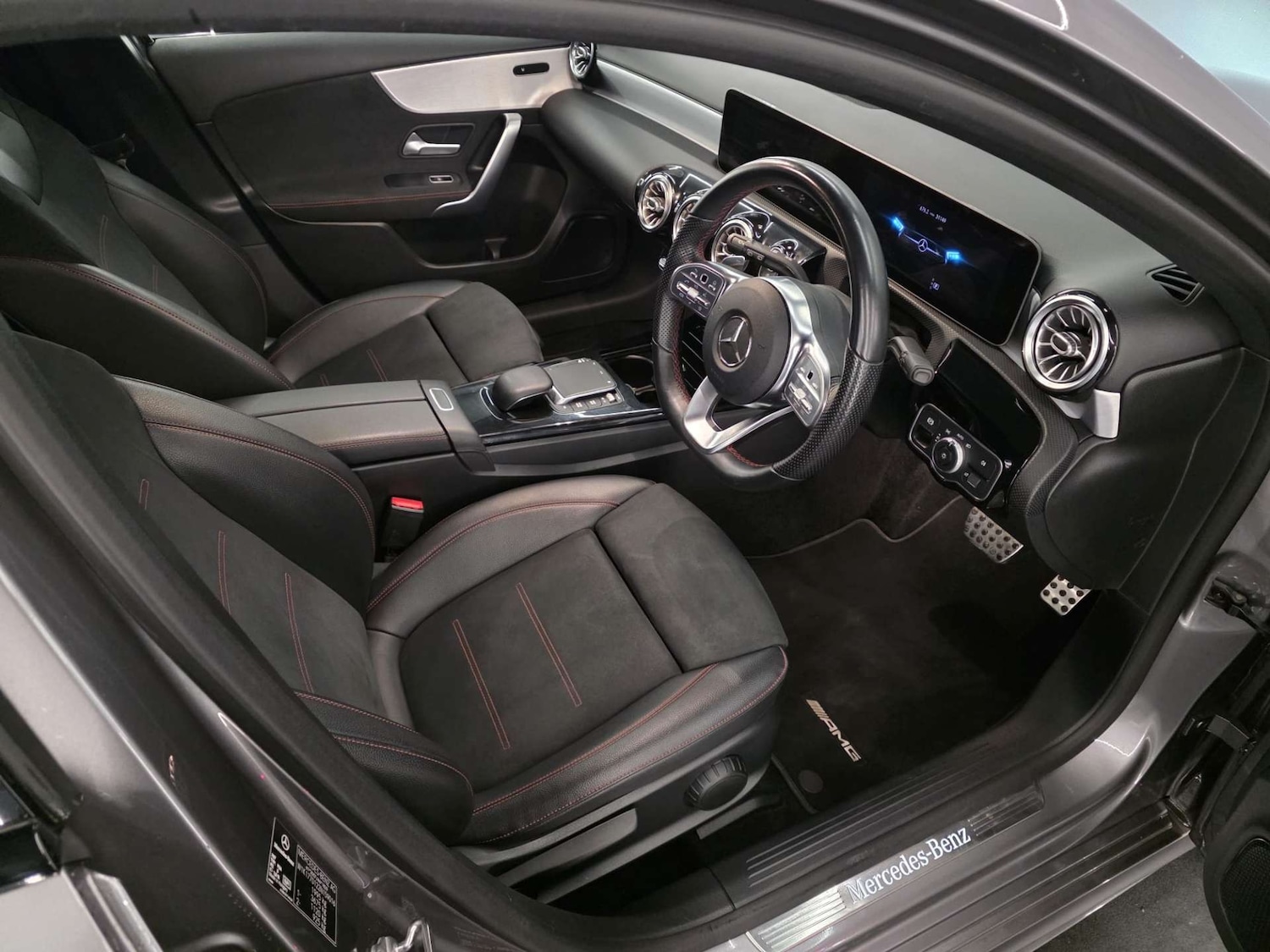 Used Mercedes-Benz A-Class 2019 for sale - 77669326: Photo 4