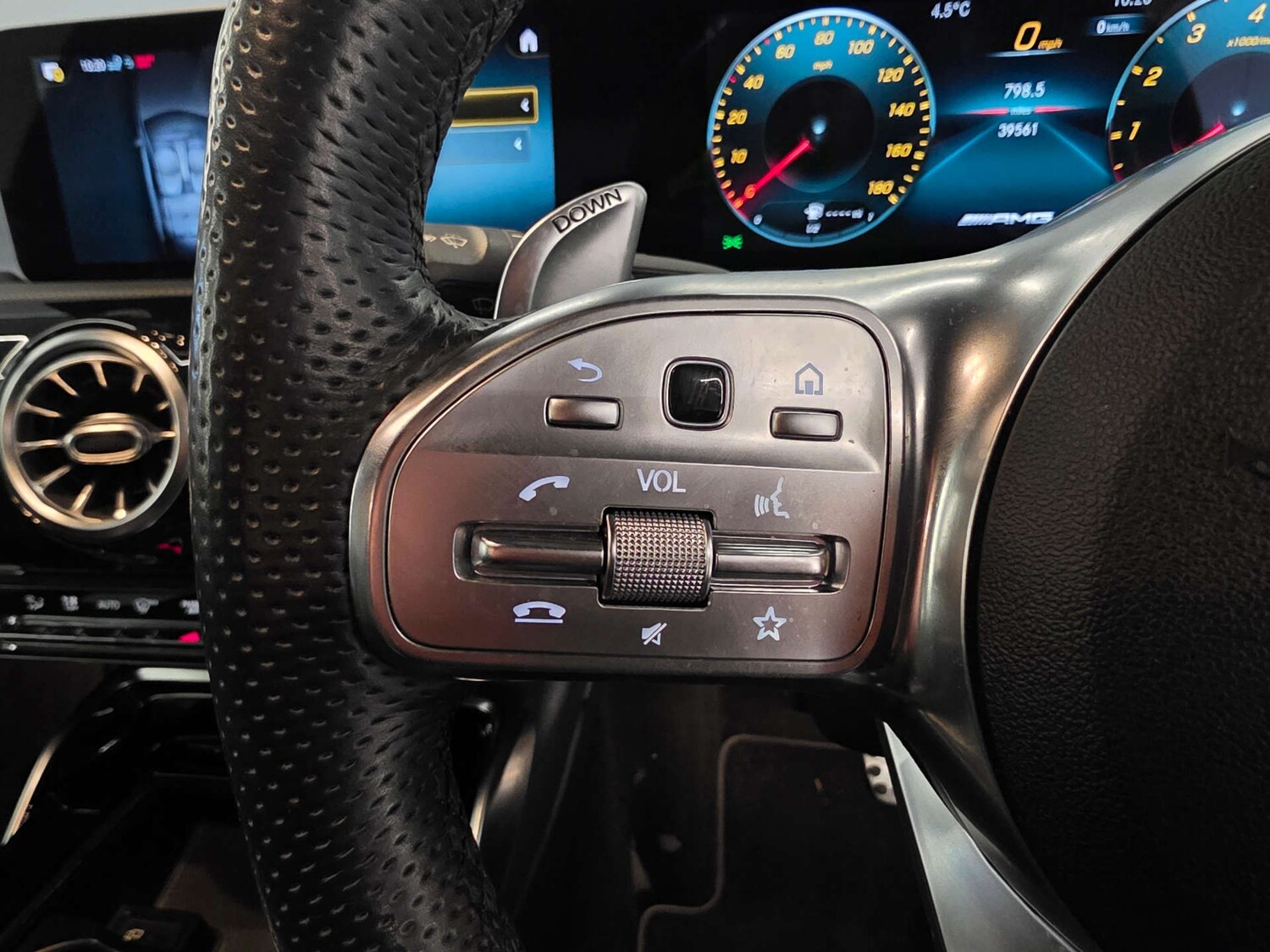 Used Mercedes-Benz A-Class 2019 for sale - 77584832: Photo 22