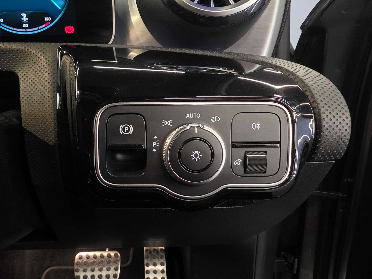 Used Mercedes-Benz A-Class 2019 for sale - 77584832: Photo 24