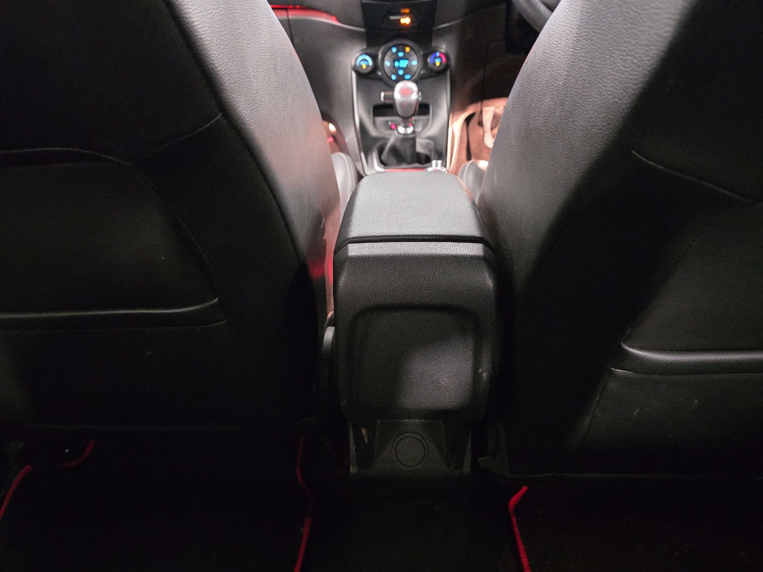 Used Ford Fiesta 2017 for sale - 77905861: Photo 17