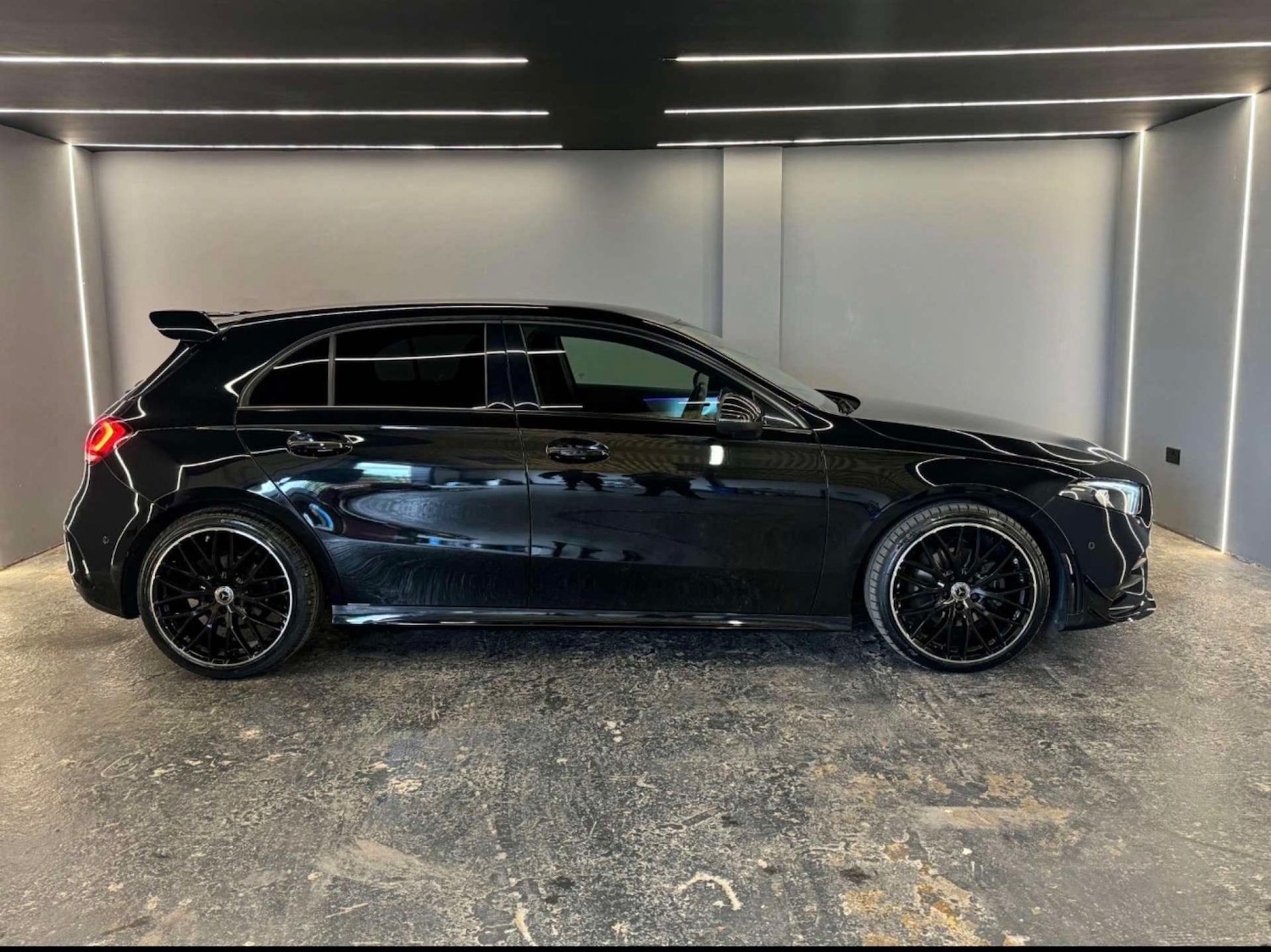 Used Mercedes-Benz A-Class 2018 for sale - 76862854: Photo 7