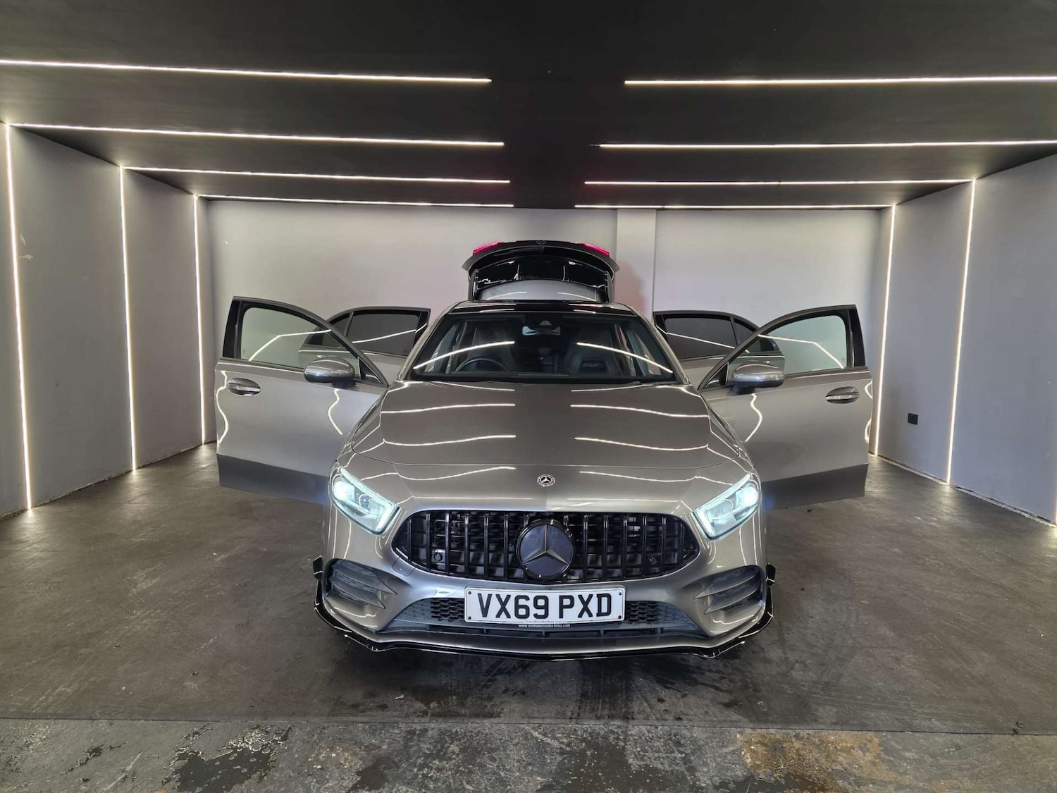 Used Mercedes-Benz A-Class 2019 for sale - 77548549: Photo 3