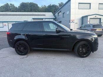 Used Land Rover Range Rover Sport 2023 for sale - 76862865: Photo