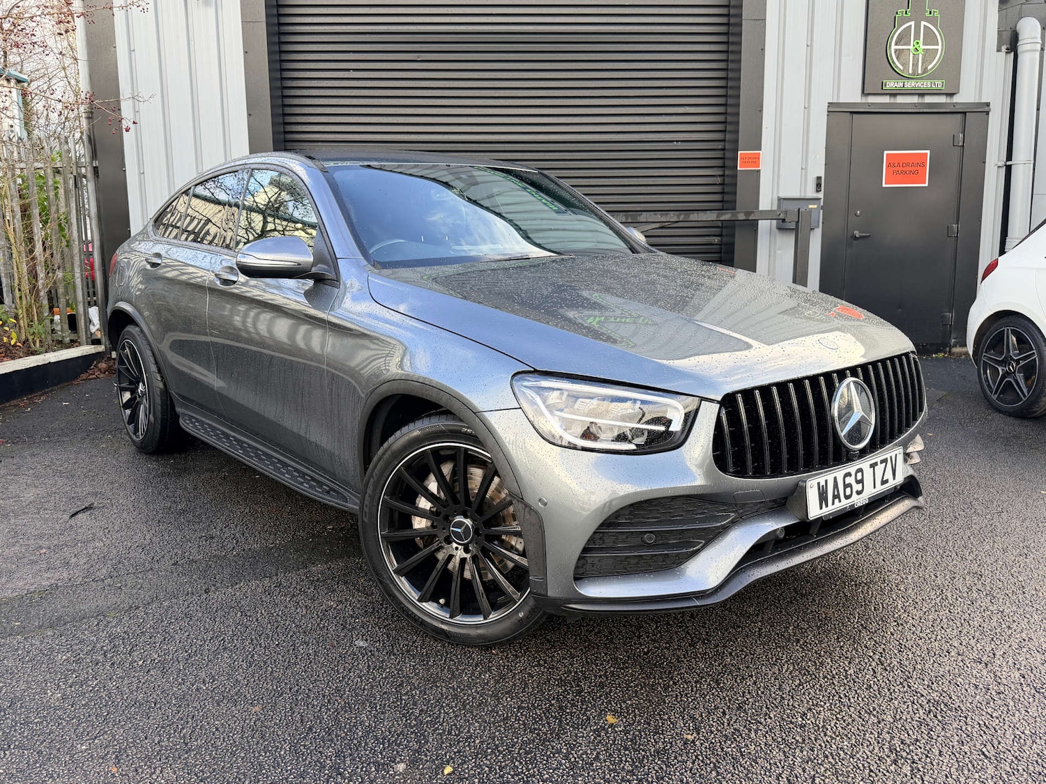 Used Mercedes-Benz GLC 2019 for sale - 76862853: Photo 1