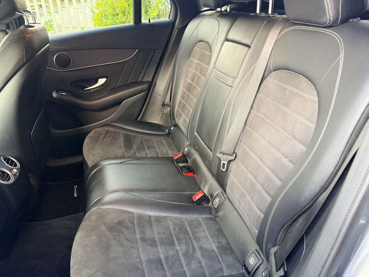 Used Mercedes-Benz GLC 2019 for sale - 76862853: Photo 17