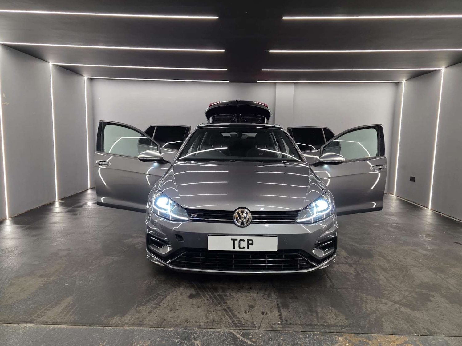 Used Volkswagen Golf 2017 for sale - 77152854: Photo 23