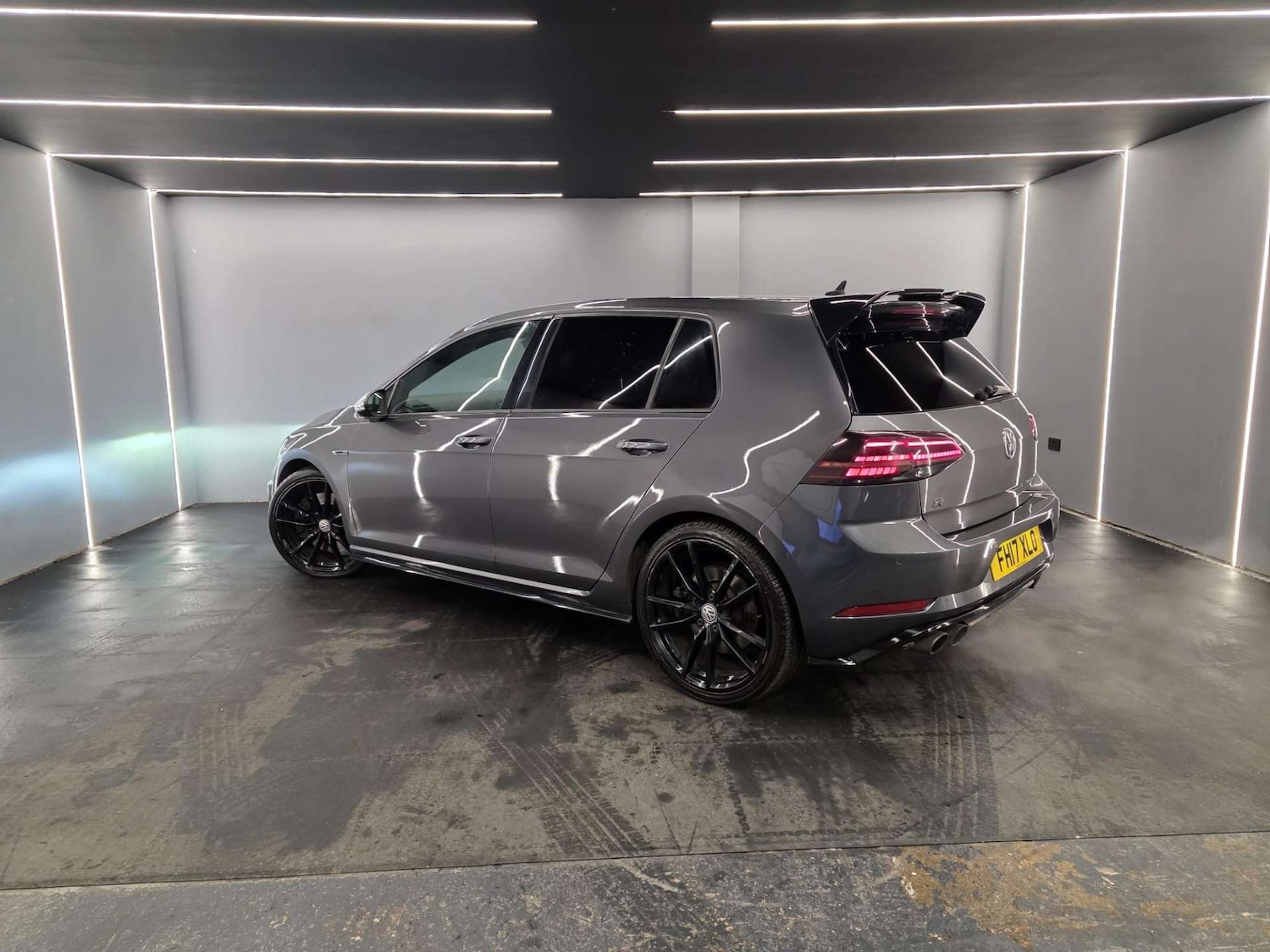 Used Volkswagen Golf 2017 for sale - 77152854: Photo 6