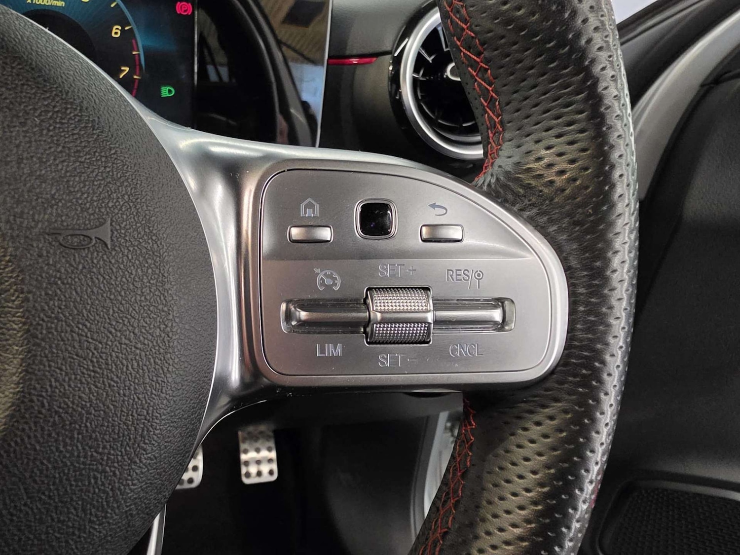 Used Mercedes-Benz A-Class 2019 for sale - 78035270: Photo 23