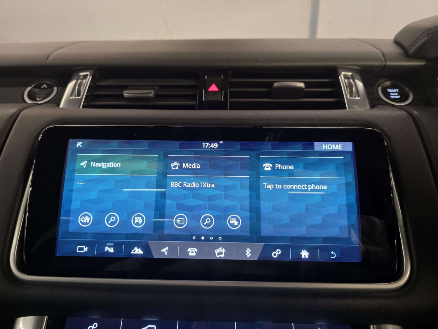 Used Land Rover Range Rover Sport 2018 for sale - 76862847: Photo 17