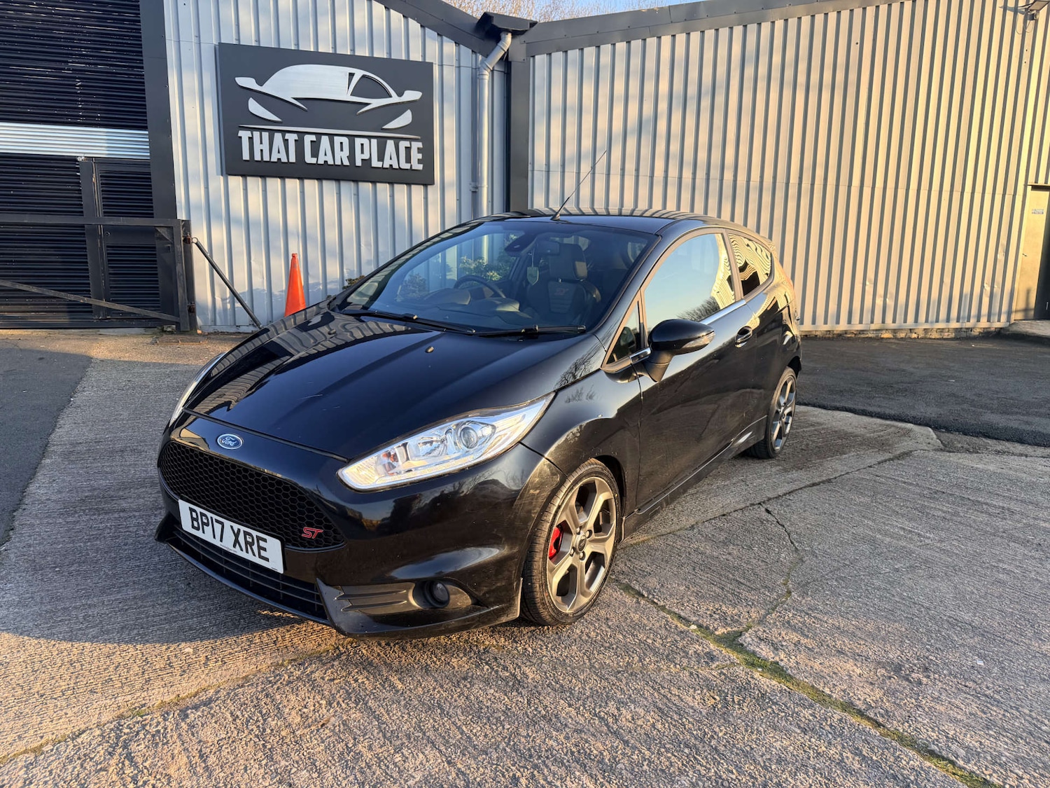 Used Ford Fiesta 2017 for sale - 77750319: Photo 1